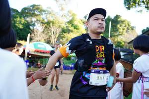 BIB: 2111
                            <button type="button" onclick="openModal(18987550)" class="btn btn-primary btn-sm float-right btn-popup" data-toggle="modal" data-target=".modal-high-quality">
                        <i class="fas fa-shopping-cart"></i> Add to Cart
                    </button>
                                            <button type="button" onclick="isThisMe(18987550, true)" class="btn btn-success btn-sm float-right btn-popup btn-isme hidden" data-toggle="tooltip" data-placement="bottom" title="นี่คือรูปของคุณใช่ไหม คลิกที่นี่เพื่อเอาเข้าอัลบั้ม">
                        <i class="fas fa-plus"></i> Add to album
                    </button>
                    <button type="button" onclick="isThisMe(18987550, false)" class="btn btn-warning btn-sm float-right btn-popup btn-isnotme hidden">
                        <i class="fas fa-ban"></i> Remove from album
                    </button>